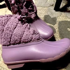 Sperry women’s duck boots